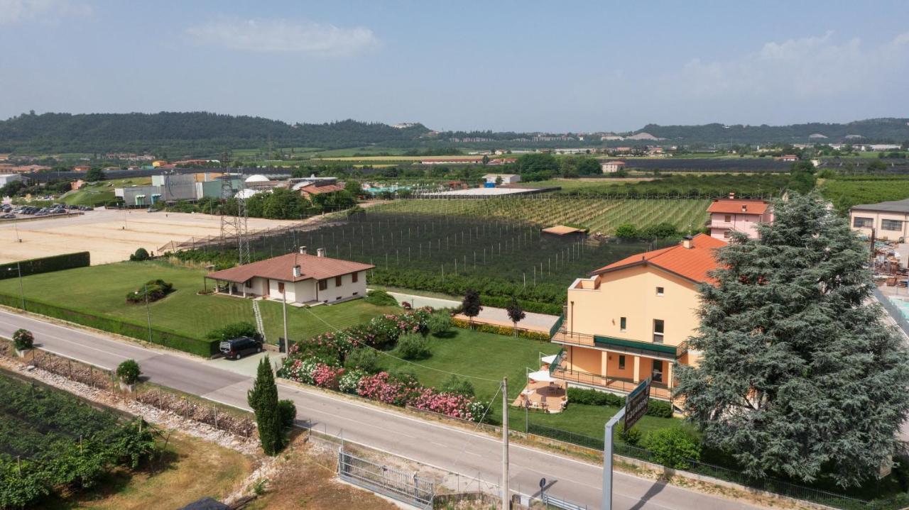 Agriturismo Corte Ambrosi ペスカンティーナ エクステリア 写真